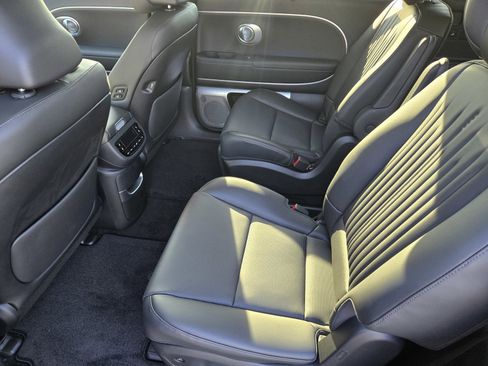 New 2026 Hyundai Ioniq 9 Calligraphy image 16