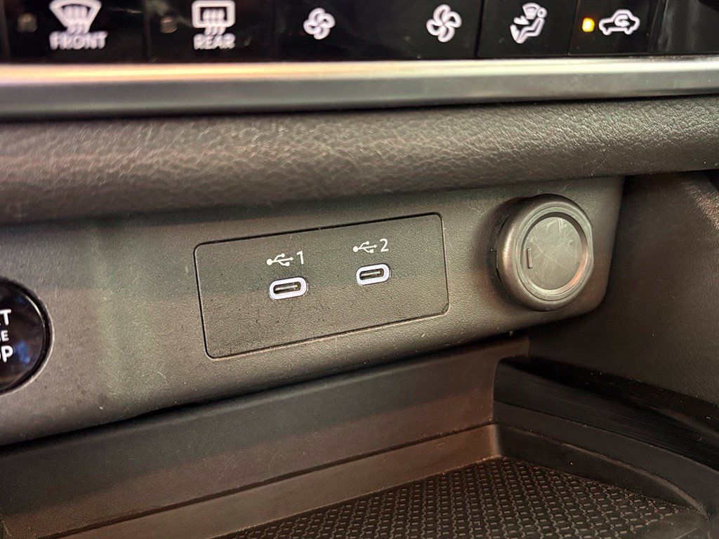 Used 2024 Nissan Rogue SV FWD image 26