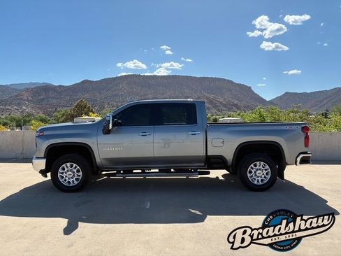 Used 2024 Chevrolet Silverado 3500 LTZ image 4