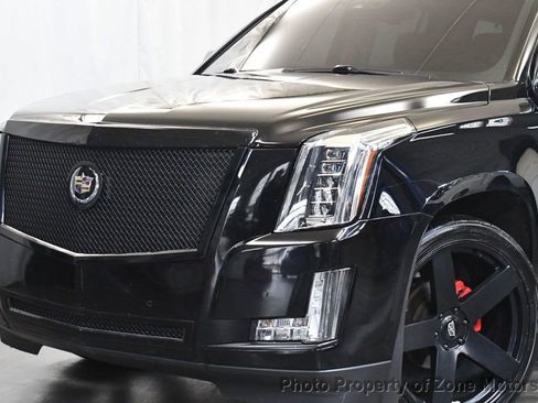 Used 2015 Cadillac Escalade Premium image 3