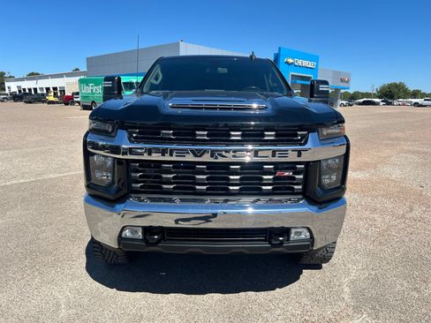 Used 2022 Chevrolet Silverado 2500 LT w/ Convenience Package AWD/4WD image 9