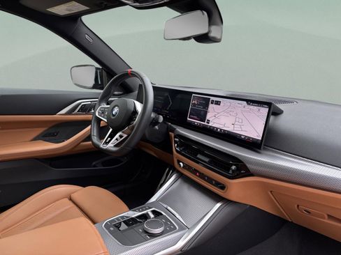 Used 2026 BMW M440i Coupe image 23