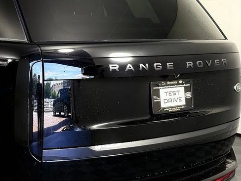 Used 2023 Land Rover Range Rover First Edition AWD/4WD image 16