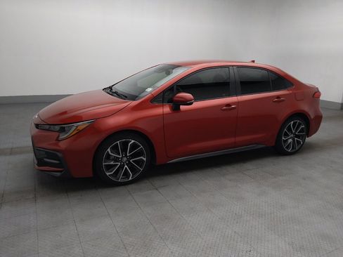 Used 2020 Toyota Corolla SE FWD image 2