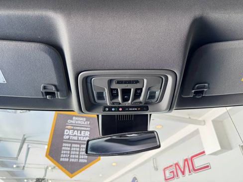 Certified 2023 GMC Sierra 1500 SLT w/ SLT Premium Plus Package AWD/4WD image 28