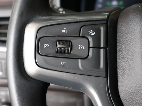 Used 2024 Chevrolet Suburban Z71 AWD/4WD image 29