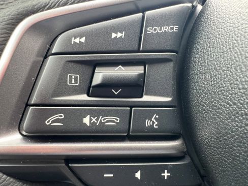 Certified 2025 Subaru Outback Premium w/ Popular Package #1A image 21