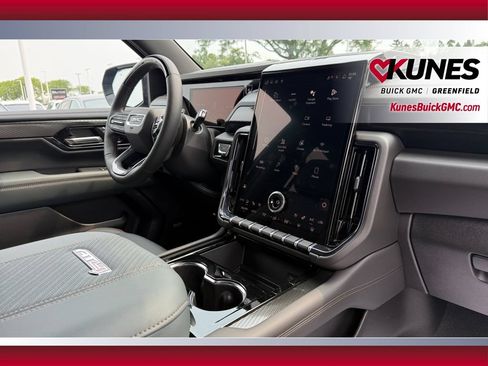 New 2026 GMC Yukon AT4 w/ AT4 Premium Plus Package AWD/4WD image 41