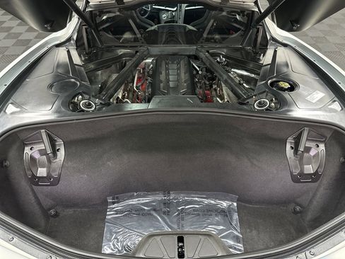 Used 2024 Chevrolet Corvette Stingray Coupe w/ Z51 Performance Package image 28