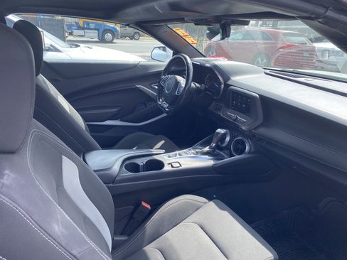Used 2019 Chevrolet Camaro LT RWD image 14