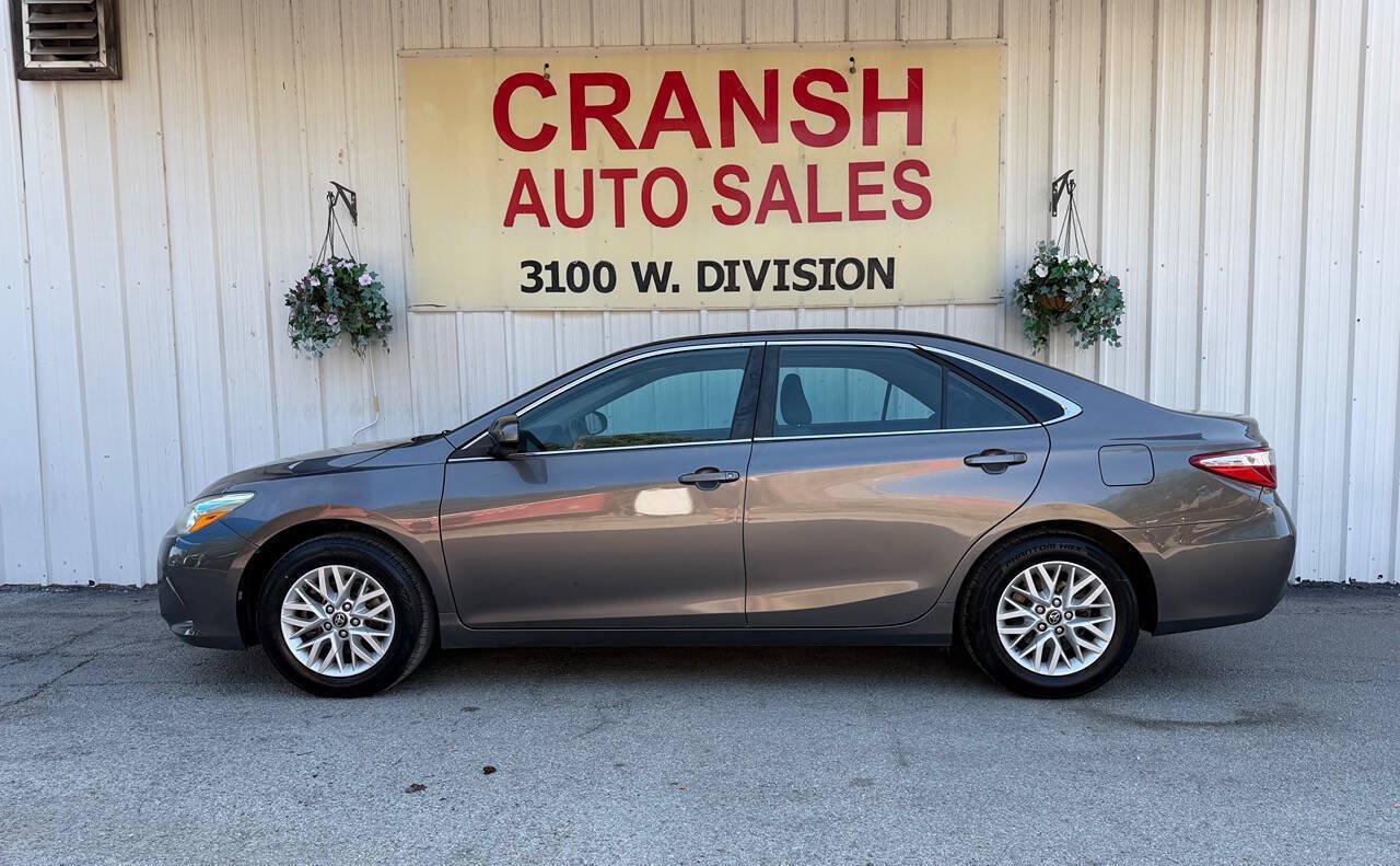 Used 2016 Toyota Camry LE FWD image 7