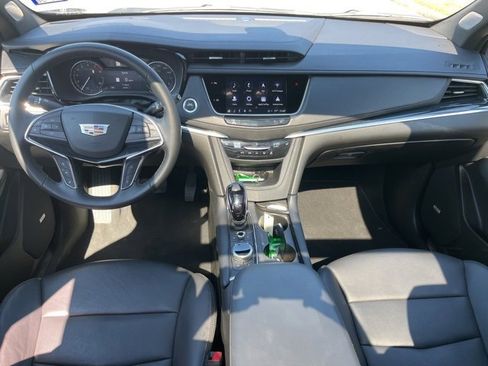 Certified 2025 Cadillac XT5 Premium Luxury image 33