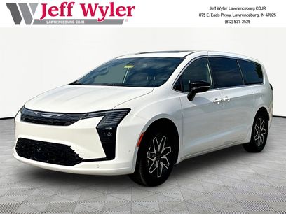 New 2027 Chrysler Pacifica Limited