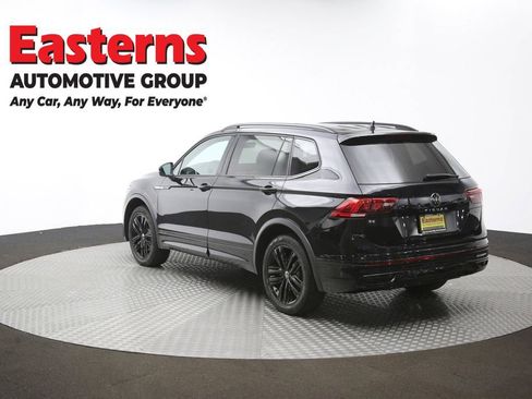 Used 2022 Volkswagen Tiguan SE R-Line image 65