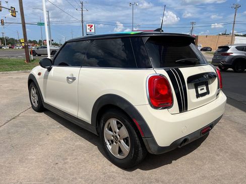 Used 2016 MINI Cooper 2-Door Hardtop FWD image 5