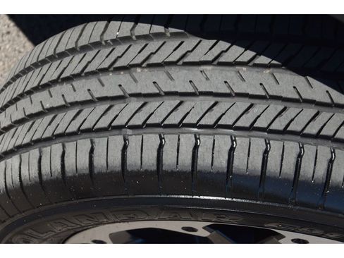 Certified 2023 Subaru Crosstrek 2.0i image 11