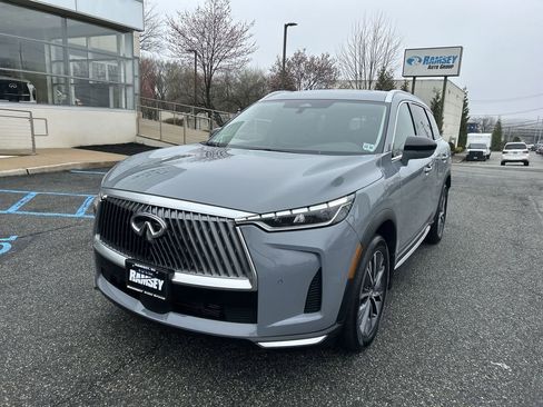 Certified 2026 INFINITI QX60 Luxe w/ Cargo Package image 4