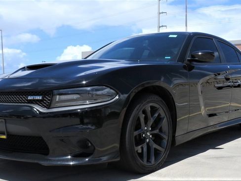 Used 2019 Dodge Charger R/T w/ Plus Group RWD image 1