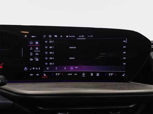 Used 2025 Audi Q5 2.0T Premium Plus w/ Premium Plus image 22