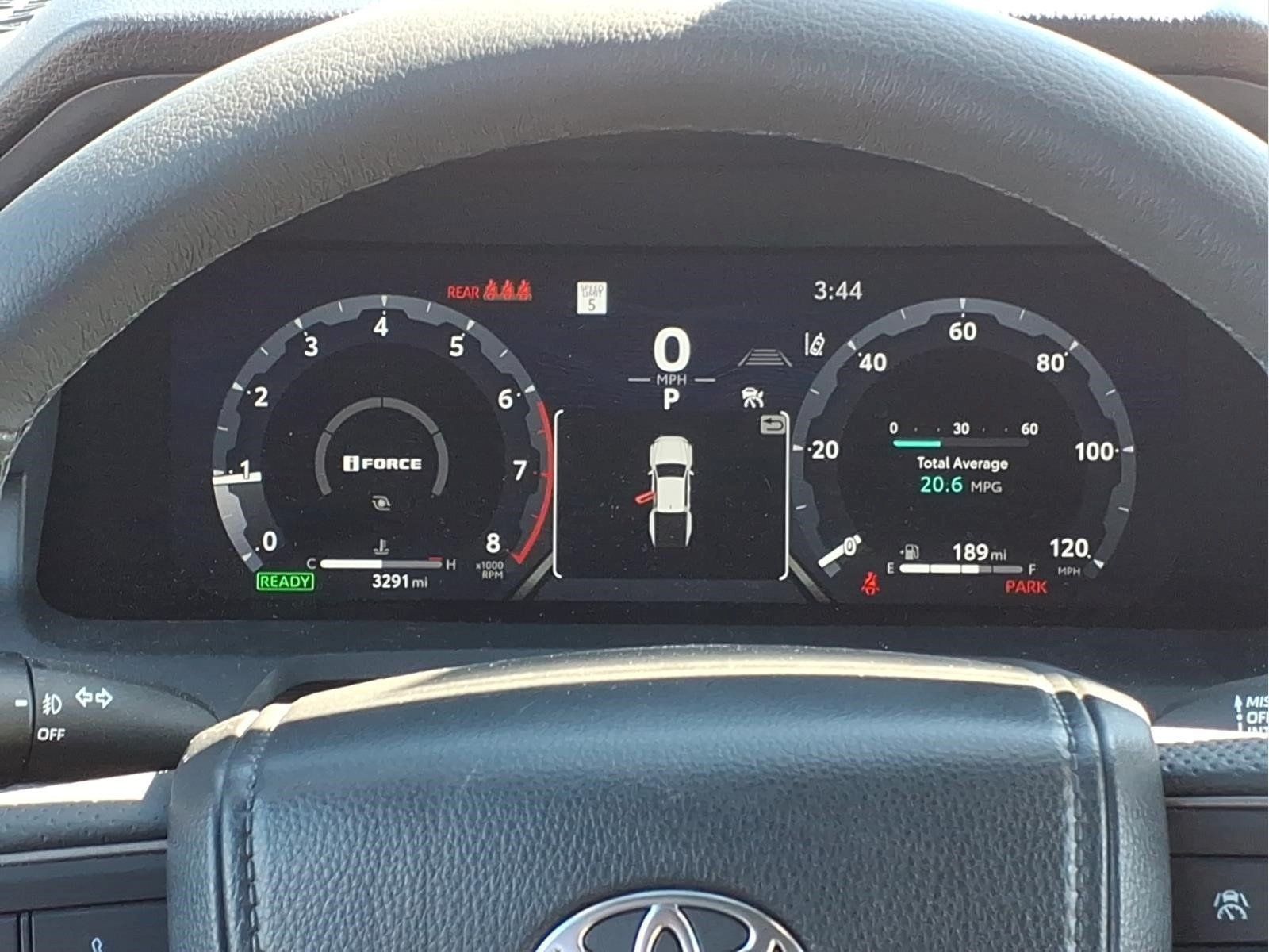 Used 2025 Toyota Tacoma TRD Off-Road AWD/4WD image 10
