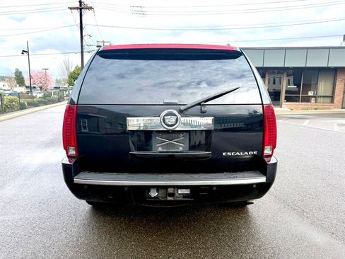 Used 2007 Cadillac Escalade AWD w/ Information Package image 5
