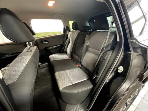 Certified 2023 Nissan Rogue SV AWD/4WD image 15