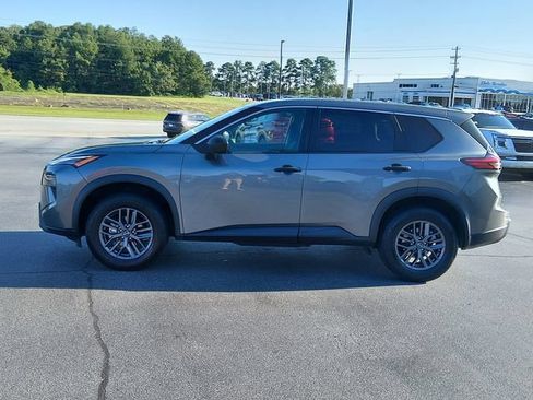 Certified 2024 Nissan Rogue S FWD image 6