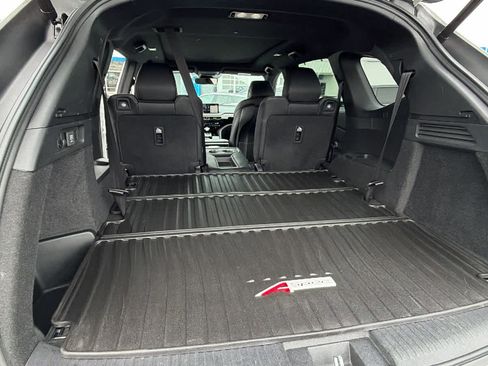 Used 2023 Acura MDX A-Spec image 27