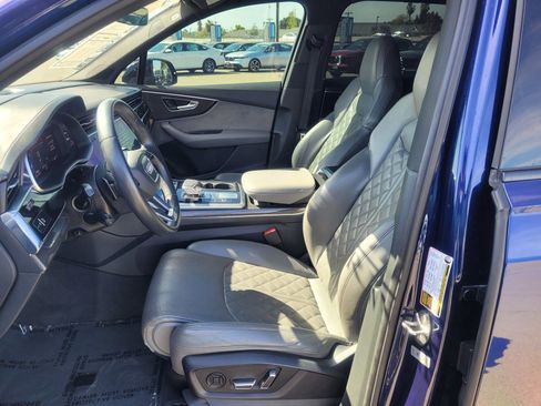 Used 2020 Audi SQ7 Prestige w/ S Sport Package AWD/4WD image 10