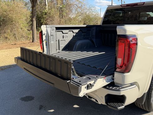 New 2026 GMC Sierra 1500 Denali image 15