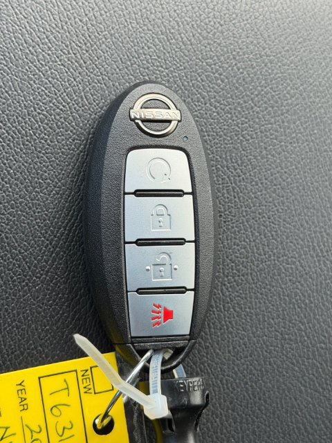Used 2025 Nissan Frontier SV w/ SV Convenience Package AWD/4WD image 20
