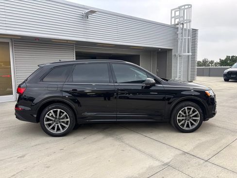 Used 2023 Audi Q7 2.0T Premium Plus w/ Premium Plus Package AWD/4WD image 4