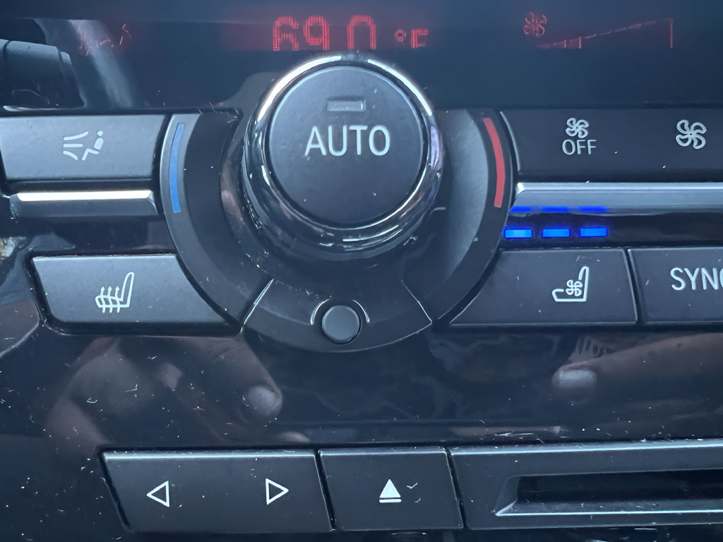 Used 2017 BMW X5 xDrive50i AWD/4WD image 30