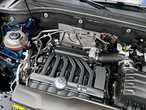 Used 2023 Volkswagen Atlas SEL Premium image 31