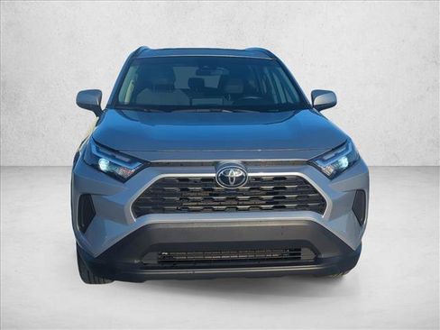 Used 2024 Toyota RAV4 XLE w/ Convenience Package FWD image 2
