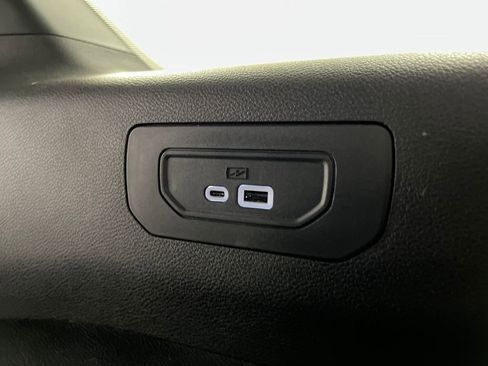 Used 2024 Jeep Grand Cherokee L Limited w/ Luxury Tech Group II image 37