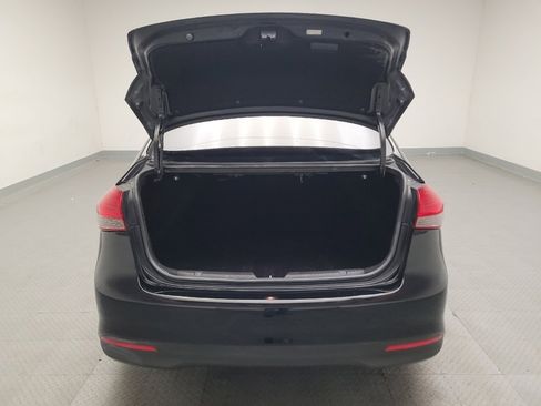 Used 2017 Kia Forte LX image 29