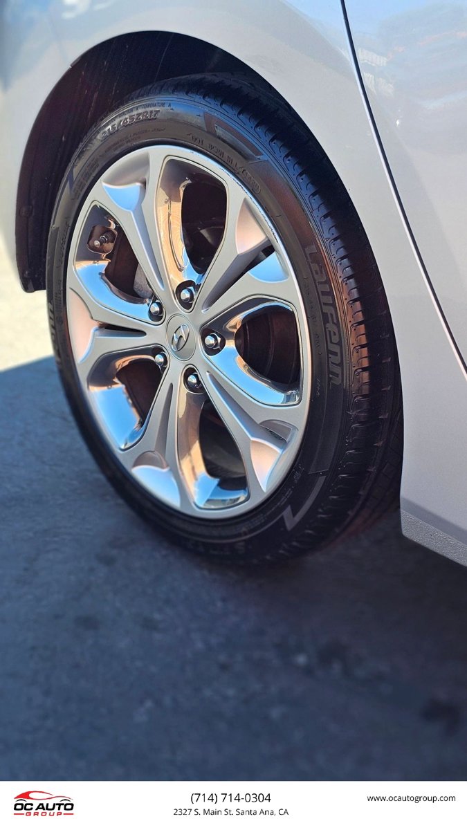 Used 2013 Hyundai Elantra GT w/ Tech Pkg FWD image 14