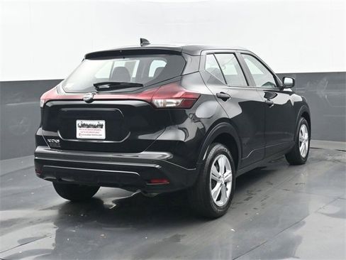 Used 2024 Nissan Kicks S image 19