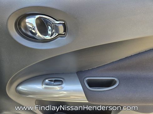 Used 2017 Nissan Juke S FWD image 17