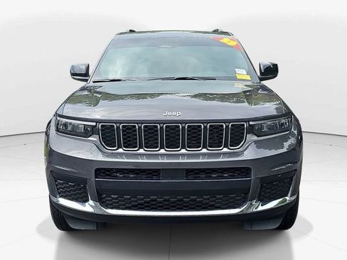 Used 2025 Jeep Grand Cherokee L Laredo w/ Luxury Tech Group I RWD image 8
