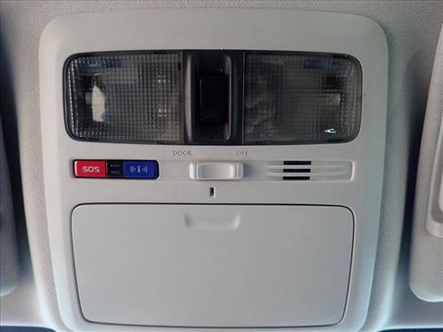 Used 2017 Subaru Forester 2.0XT Premium image 21