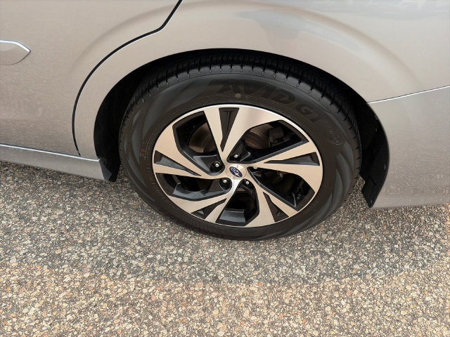 Used 2024 Subaru Legacy Premium AWD/4WD image 16