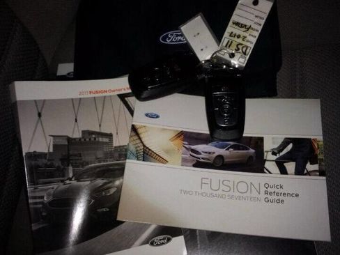 Used 2017 Ford Fusion SE image 40