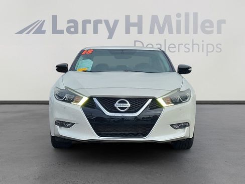 Used 2018 Nissan Maxima SR image 9