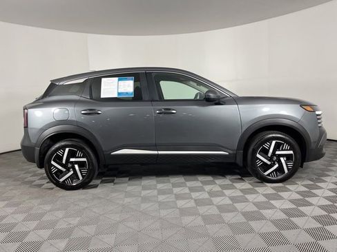 Certified 2025 Nissan Kicks SV FWD image 12