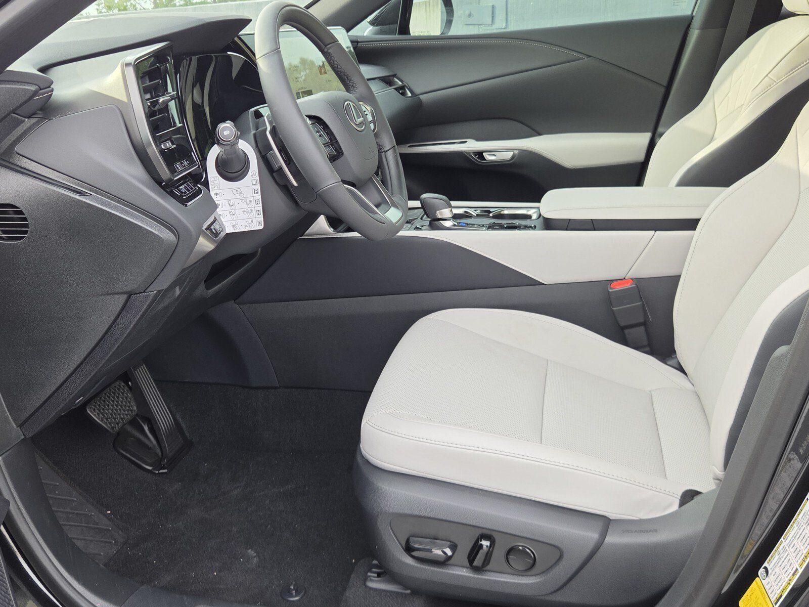 New 2026 Lexus RX 350 FWD image 12