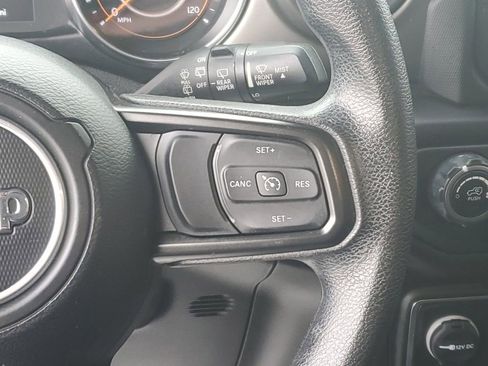 Used 2020 Jeep Wrangler Unlimited Sport image 16