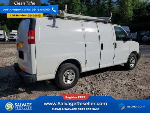 Used 2019 Chevrolet Express 2500 w/ Driver Convenience Package RWD image 4