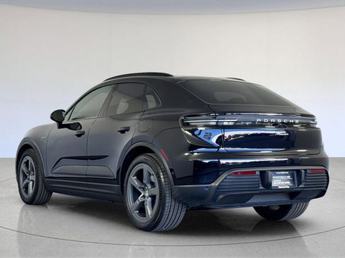 Certified 2025 Porsche Macan Electric RWD image 3
